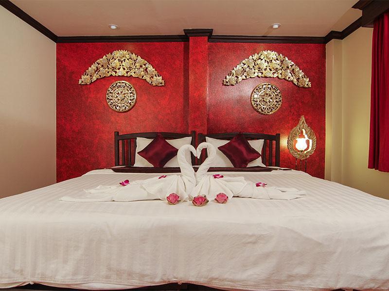 Pl Guesthouse Patong Exterior foto